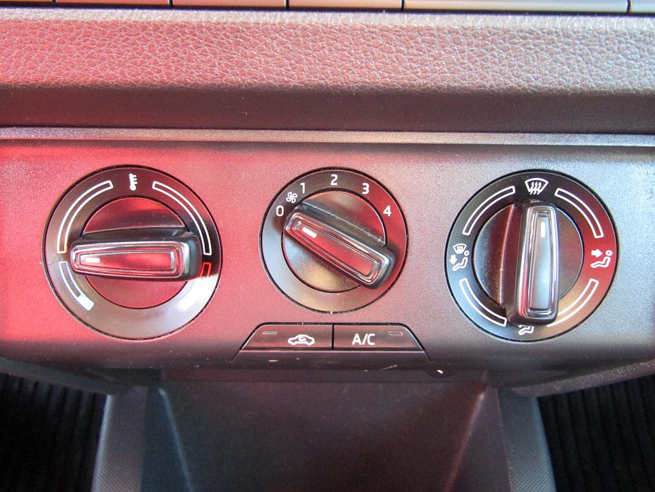 Škoda Fabia III 1.0 TSi Ambition