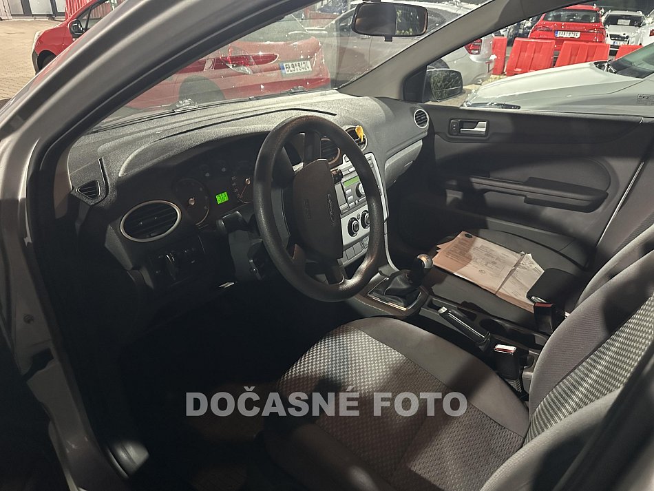 Ford Focus 1.6i 