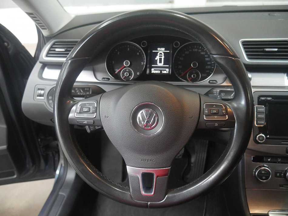 Volkswagen Passat 2.0 TDI  4x4
