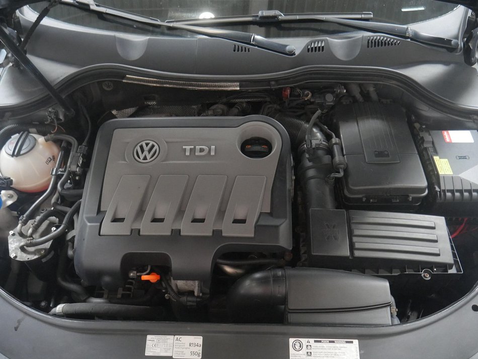 Volkswagen Passat 2.0 TDI  4x4