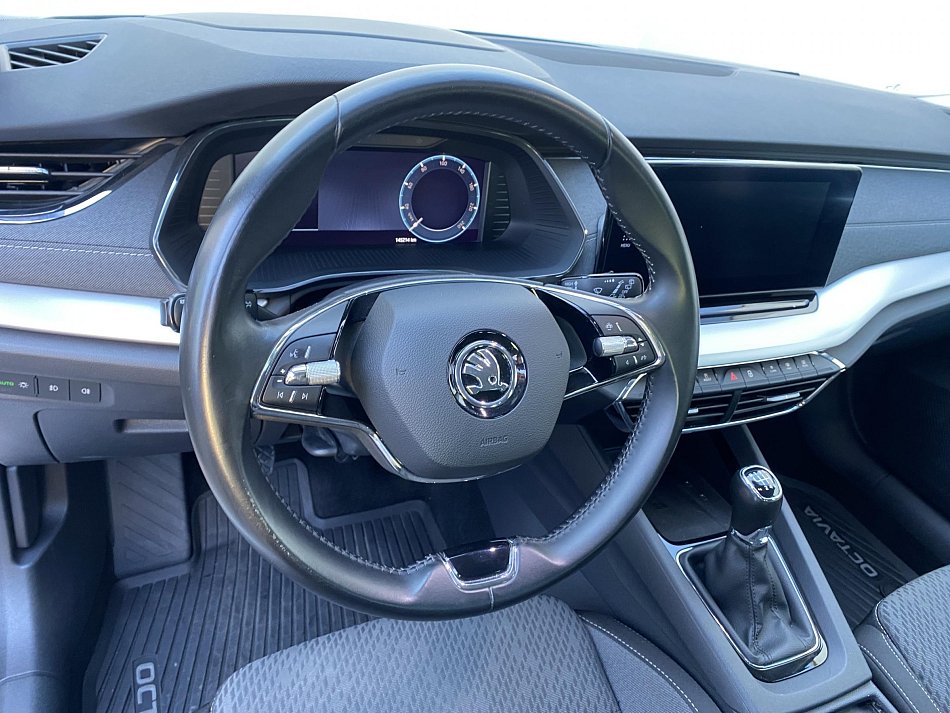 Škoda Octavia IV 2.0 TDi Style