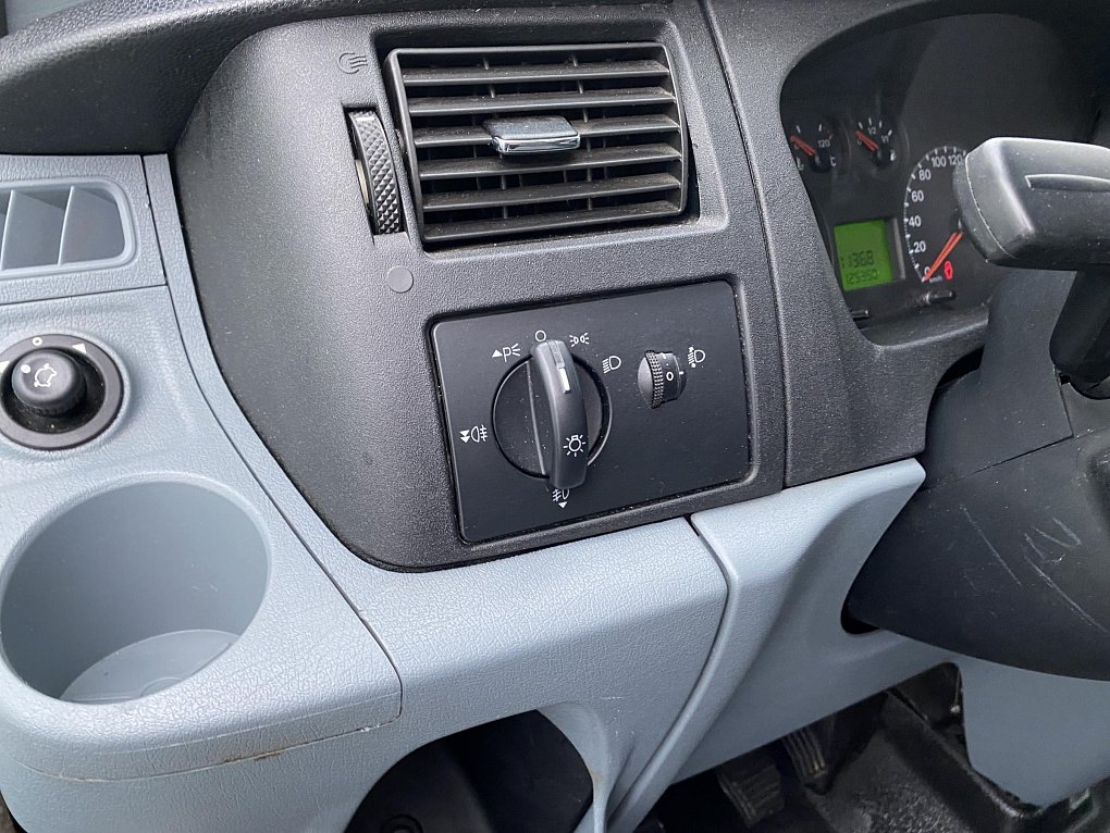 Ford Transit 2.2TDCi Trend L2H2 9míst