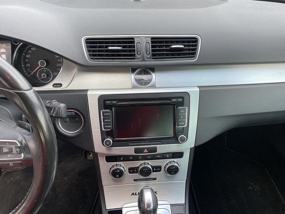 Volkswagen Passat 2.0TDI  4x4