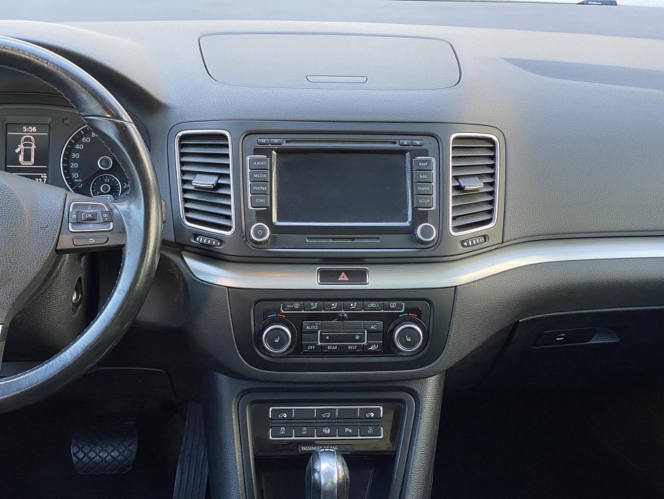 Volkswagen Sharan 2.0 TDi Highline
