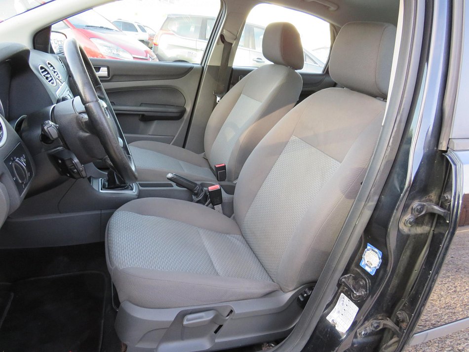 Ford Focus 1.6i 