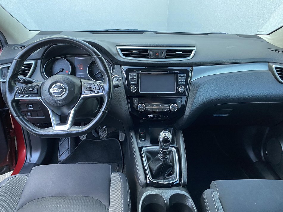 Nissan Qashqai 1.2 DiG-T N-Connecta