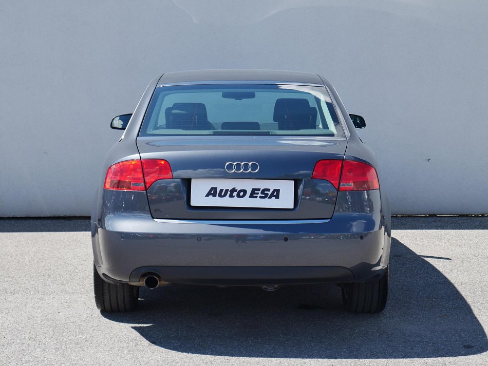 Audi A4 2.0i 