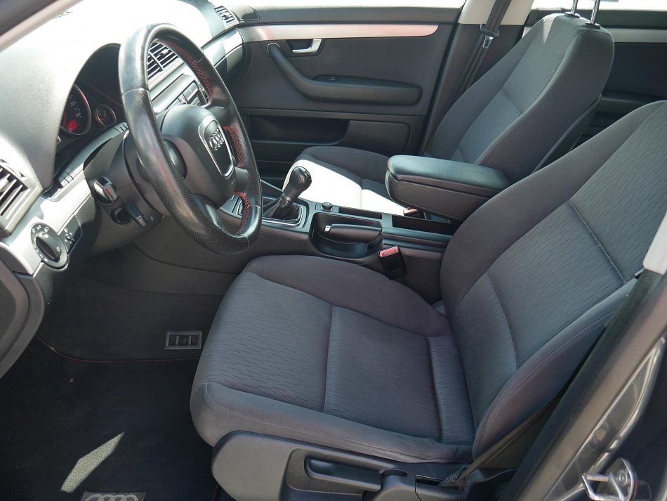 Audi A4 2.0i 