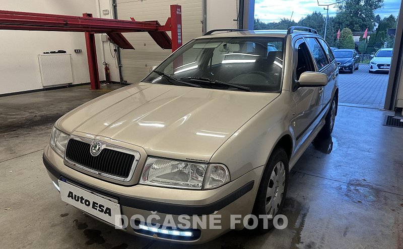 Škoda Octavia 1.6 i 