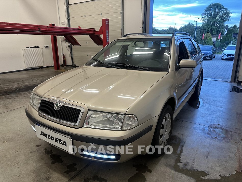 Škoda Octavia 1.6 i 