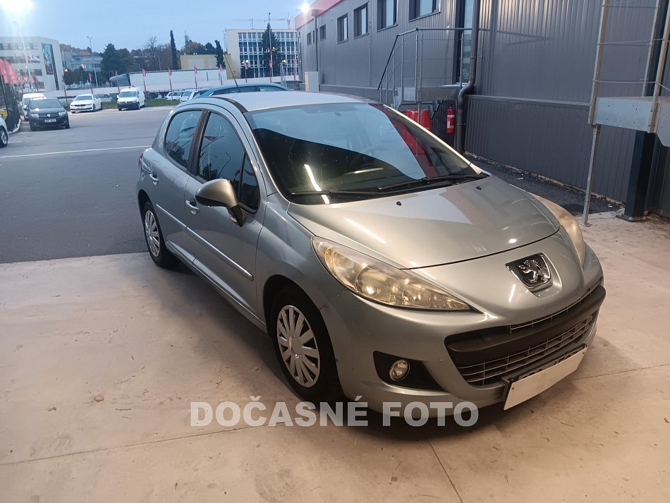 Peugeot 207 1.4i 