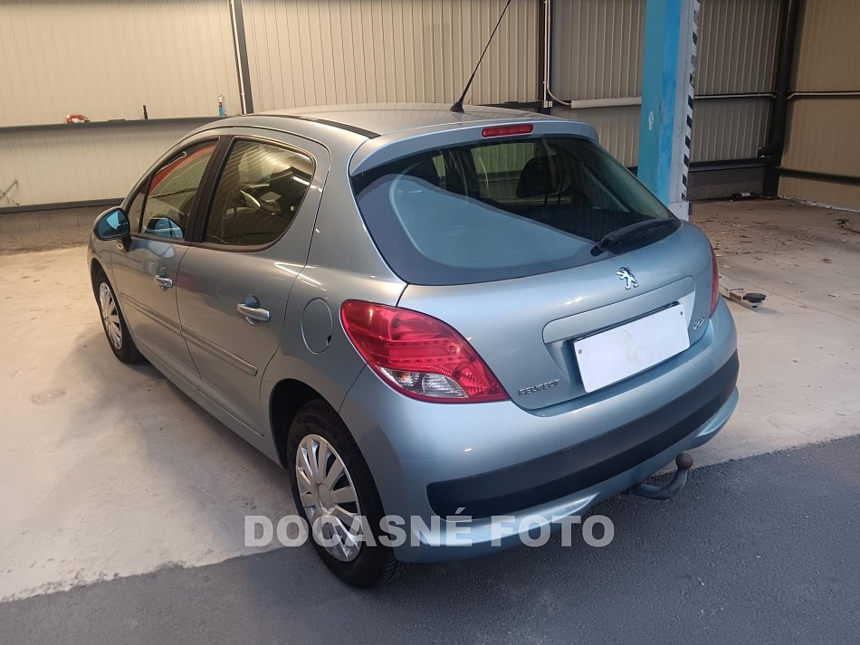 Peugeot 207 1.4i 