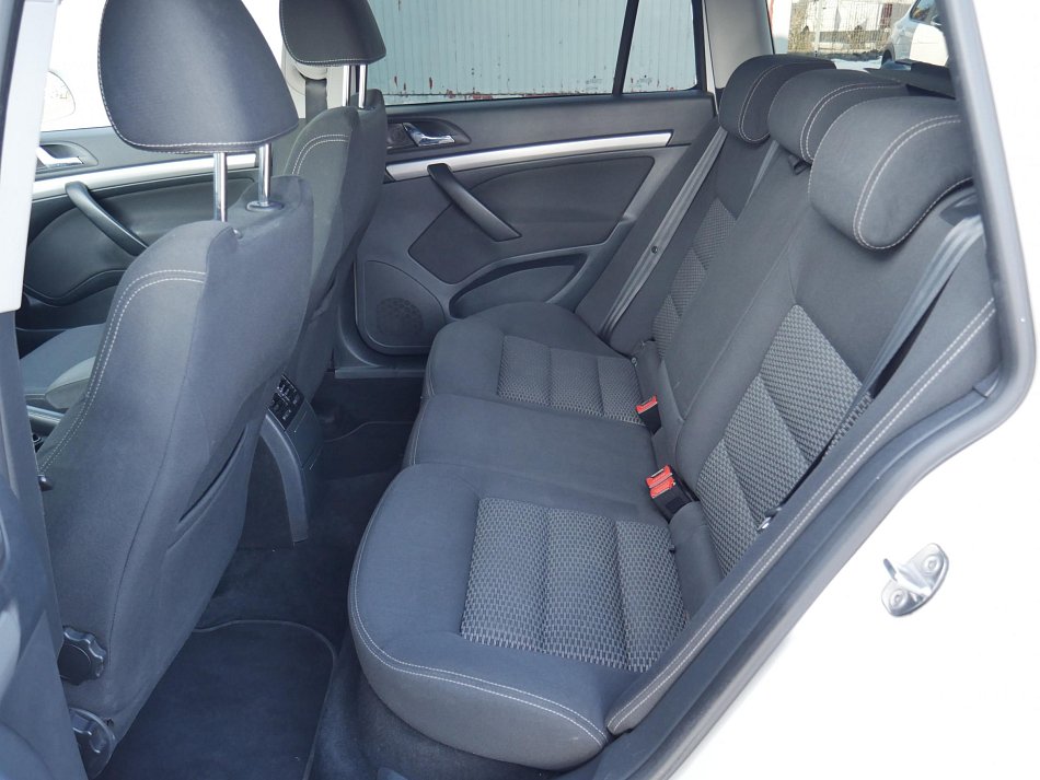 Škoda Octavia II 2.0 TDi Elegance