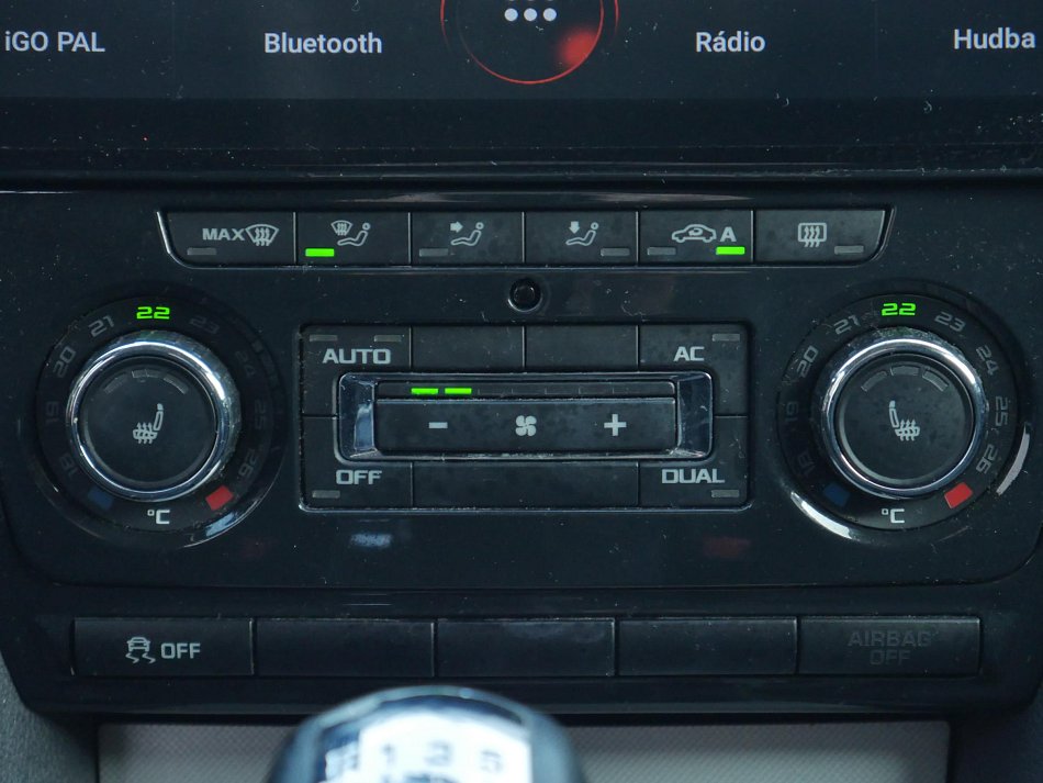 Škoda Octavia II 2.0 TDi Elegance