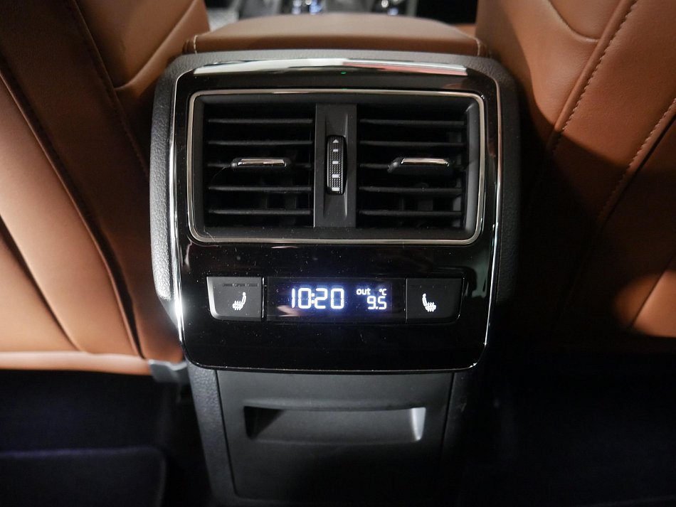 Škoda Superb III 2.0 TDi  4x4