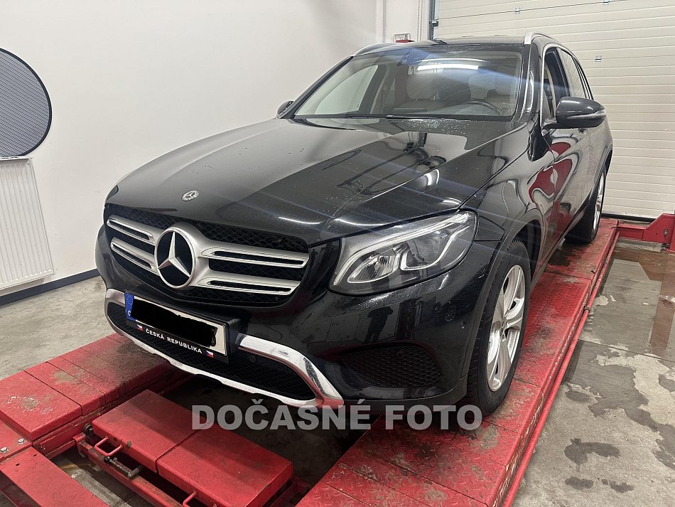 Mercedes-Benz GLC 220D 