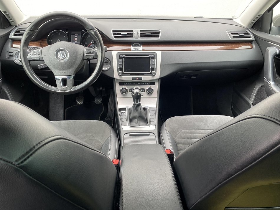 Volkswagen Passat 2.0 TDi Highline