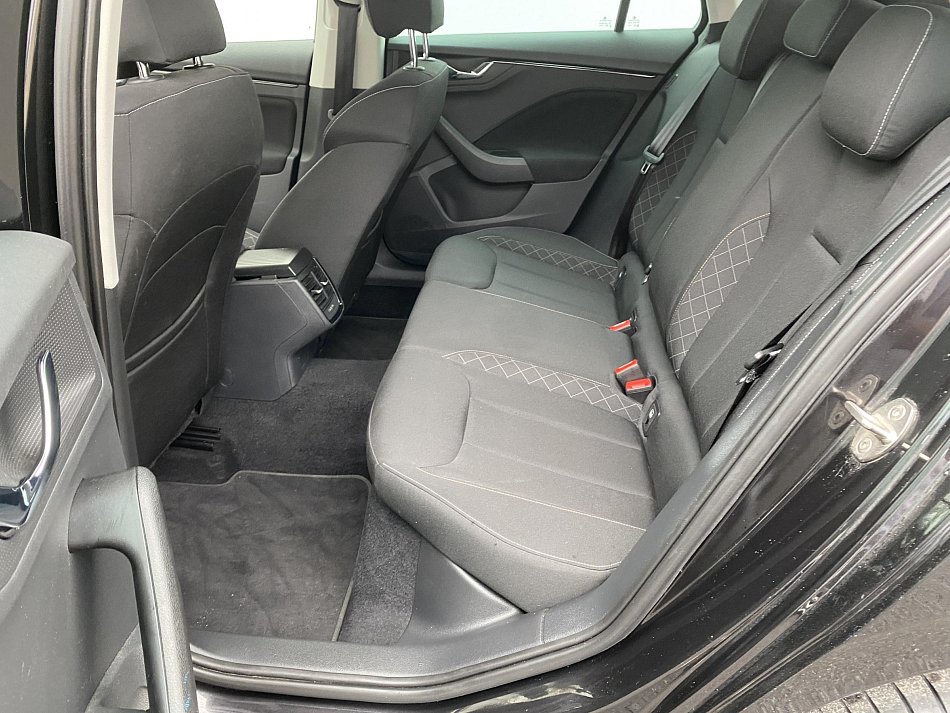 Škoda Kamiq 1.0 TSi Ambition Plus