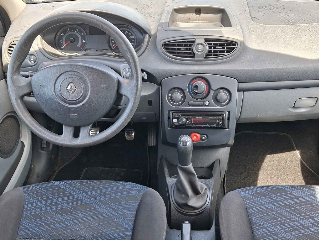 Renault Clio 1.2i 