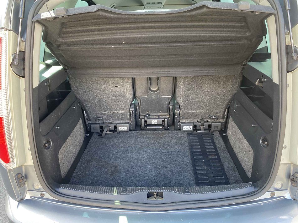 Škoda Roomster 1.6i Style Plus