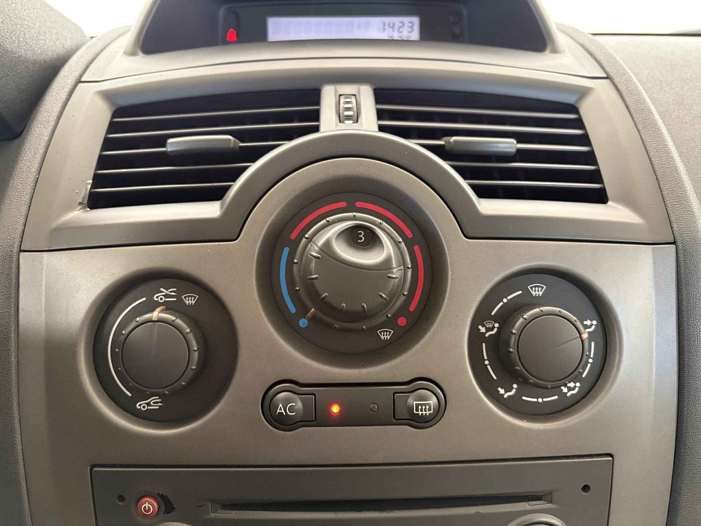 Renault Mégane 1.4i 