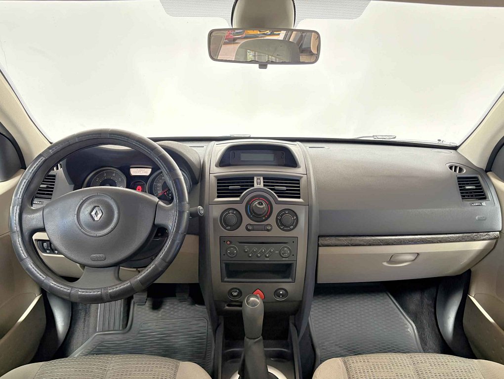 Renault Mégane 1.4i 