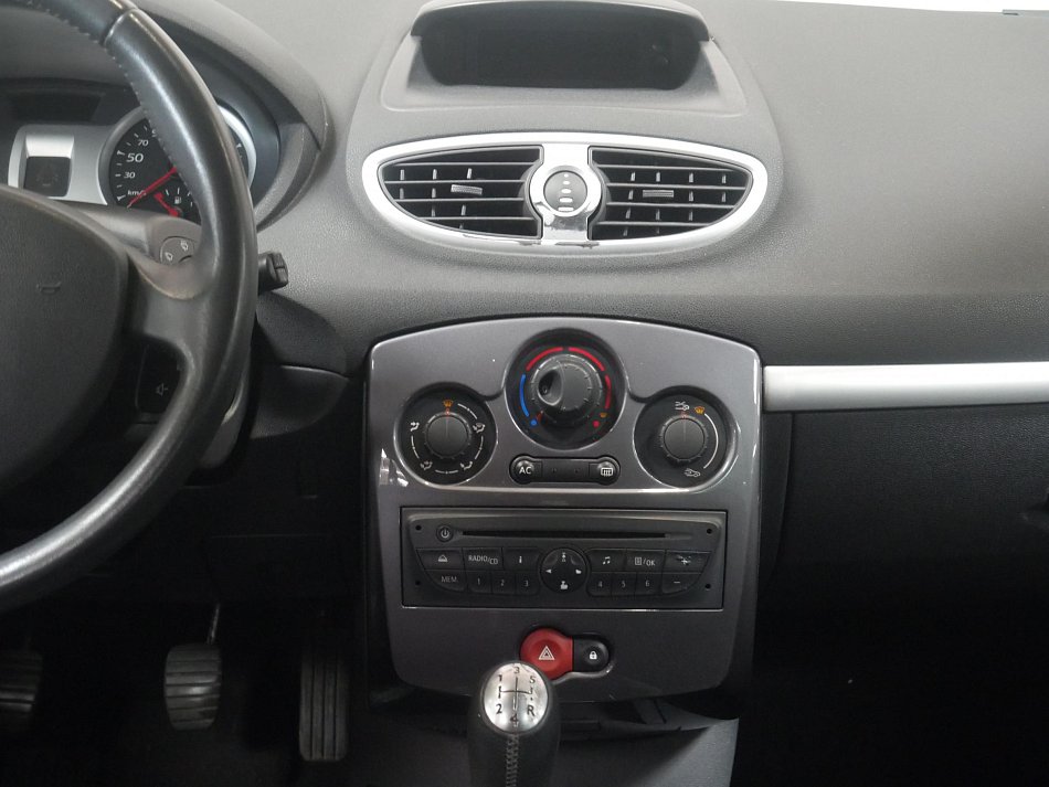 Renault Clio 1.2i 
