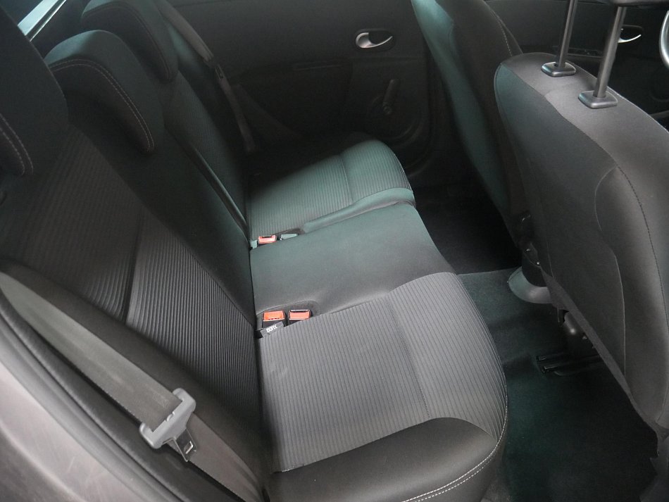 Renault Clio 1.2i 