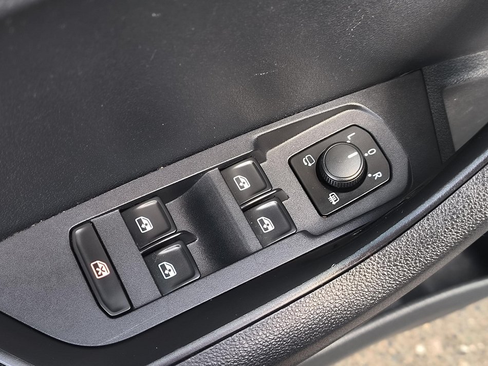 Škoda Karoq 1.6 TDi Ambition