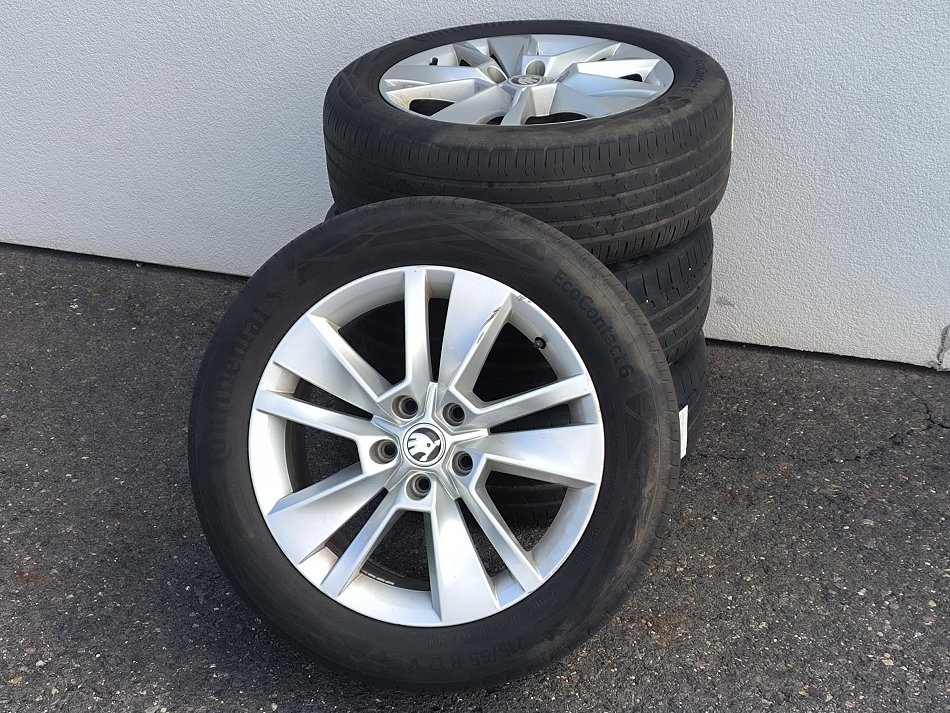 Škoda Karoq 1.6 TDi Ambition