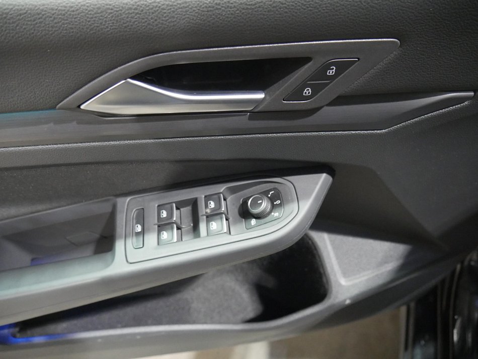 Volkswagen Golf 1.5 TSi 