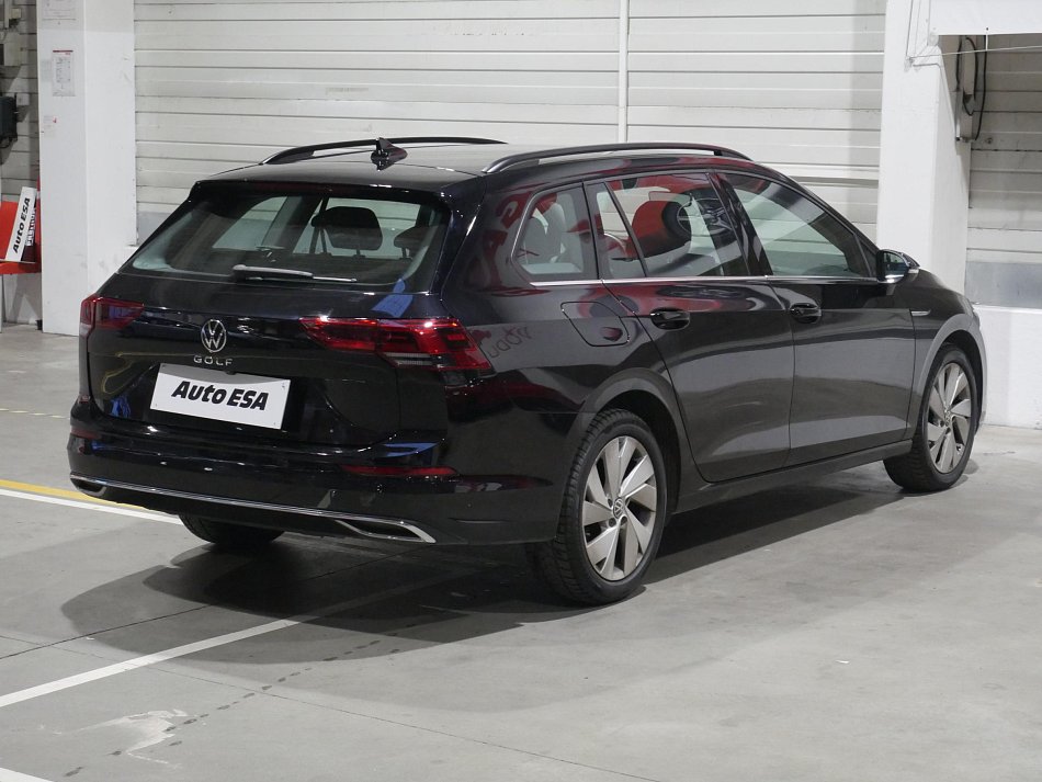 Volkswagen Golf 1.5 TSi 