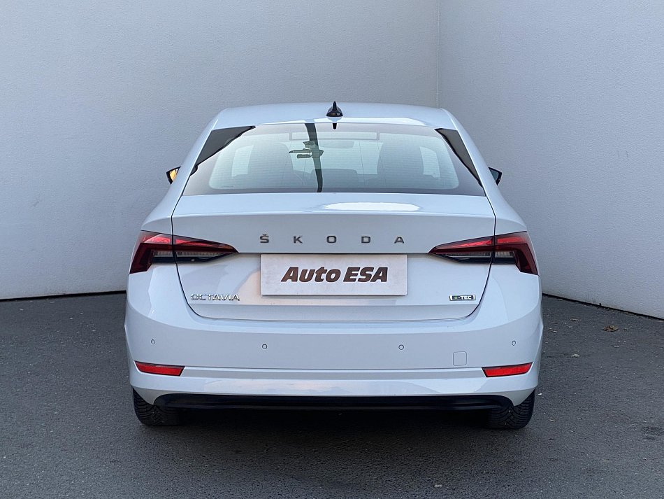 Škoda Octavia IV 1.0 e-TEC Ambition