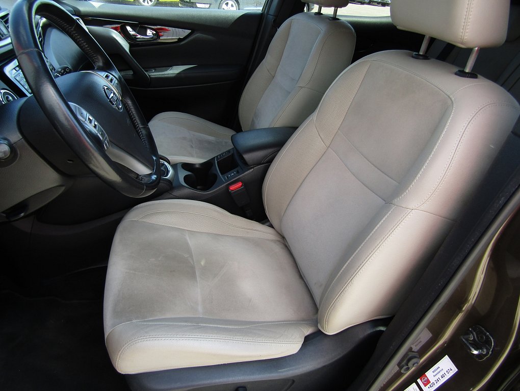 Nissan Qashqai 1.2 DiG-T Tekna