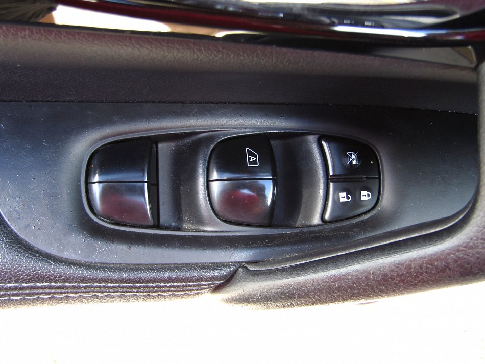 Nissan Qashqai 1.2 DiG-T Tekna