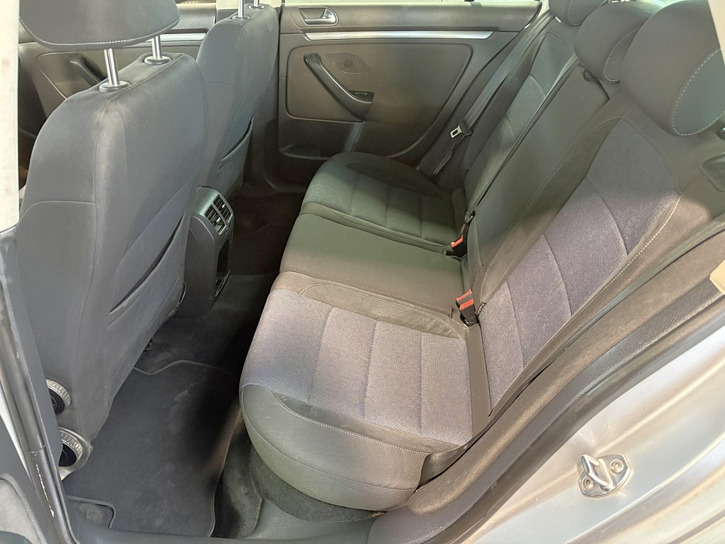 Volkswagen Golf 1.6 TDi Style