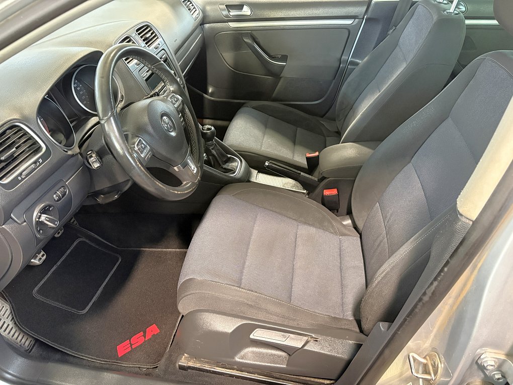 Volkswagen Golf 1.6 TDi Style