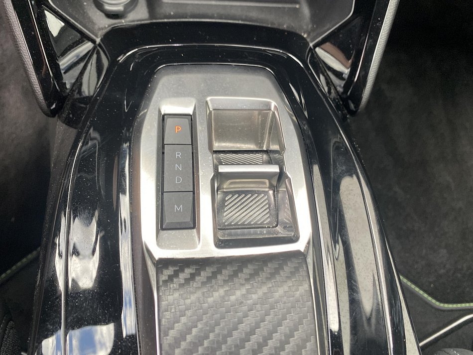 Peugeot 2008 1.2 PT GT