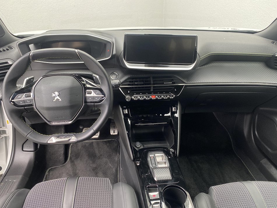 Peugeot 2008 1.2 PT GT