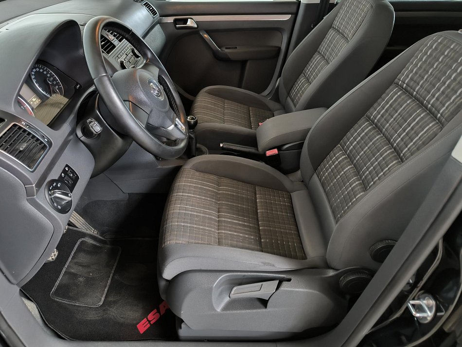 Volkswagen Touran 1.4 TSi CROSS