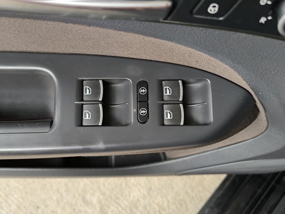 Volkswagen Touran 1.4 TSi CROSS