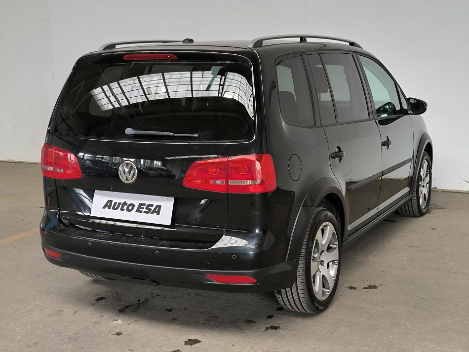 Volkswagen Touran 1.4 TSi CROSS