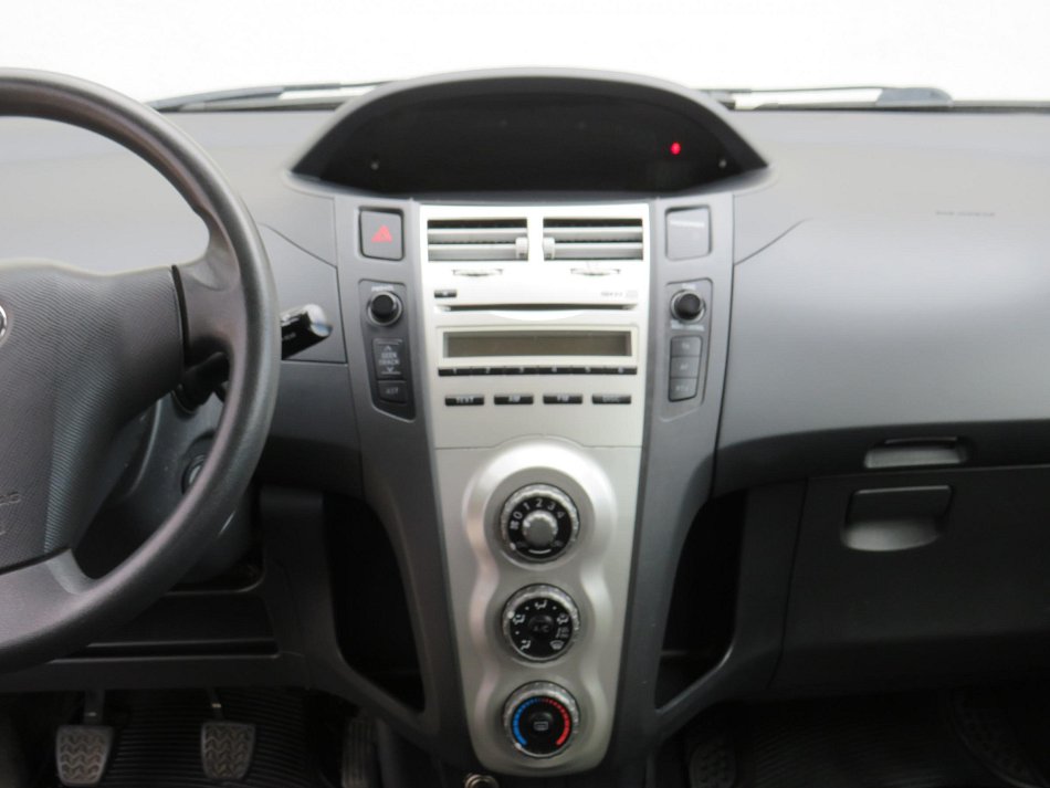 Toyota Yaris 1.0 VVT-i 