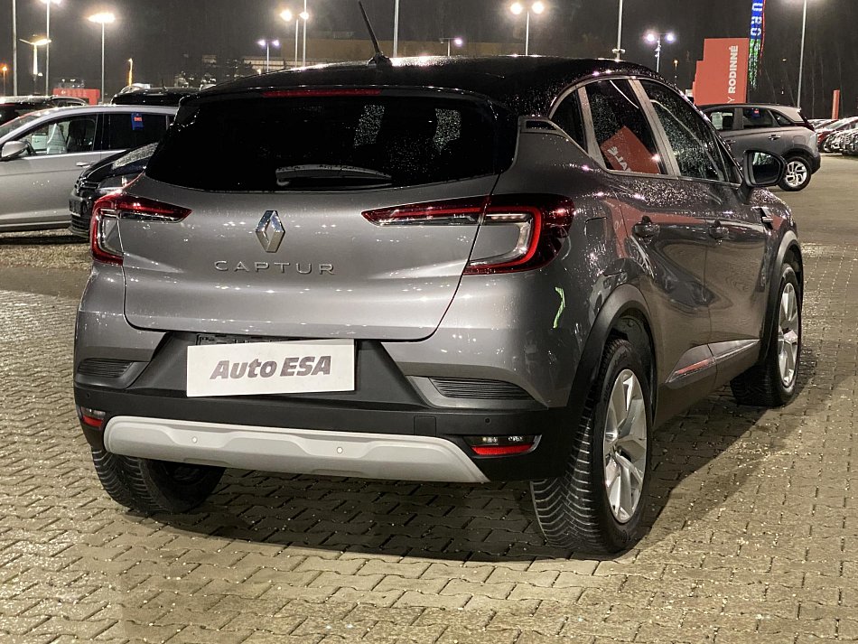 Renault Captur 1.0TCe Experience