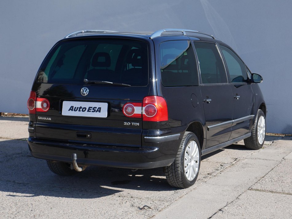 Volkswagen Sharan 2.0TDi 