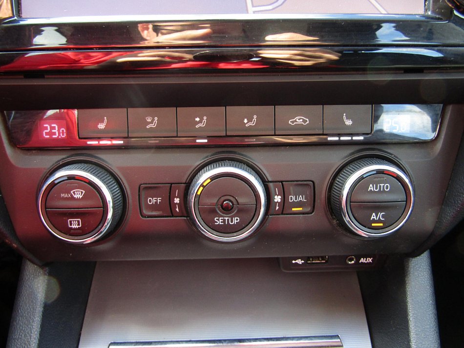 Škoda Octavia III 2.0TDI Elegance
