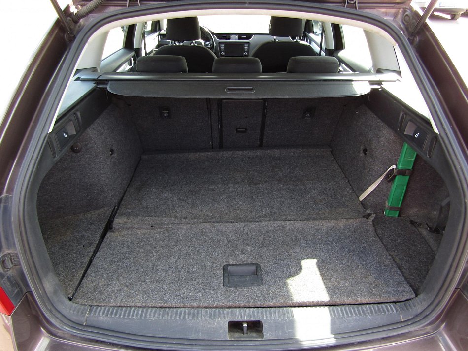 Škoda Octavia III 2.0TDI Elegance