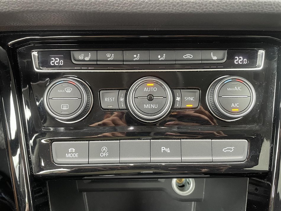 Volkswagen Touran 1.6 TDi 