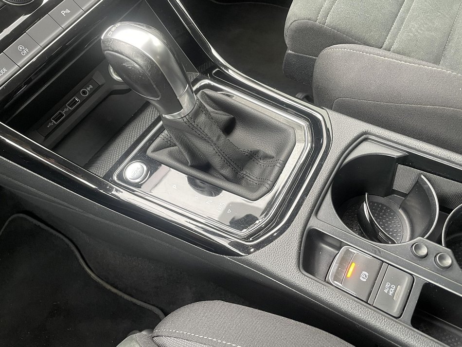 Volkswagen Touran 1.6 TDi 