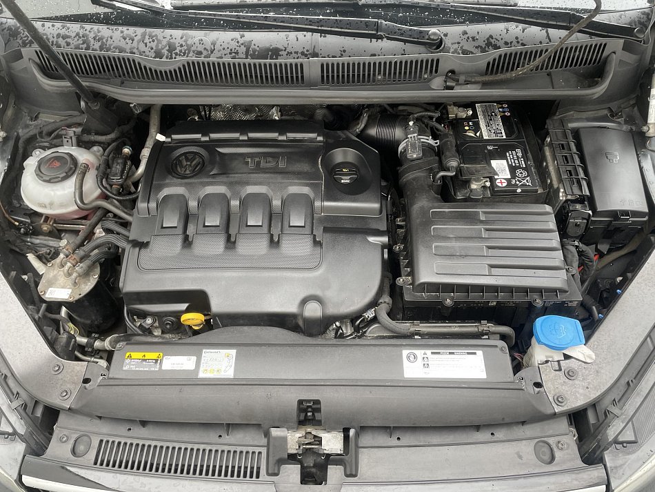 Volkswagen Touran 1.6 TDi 
